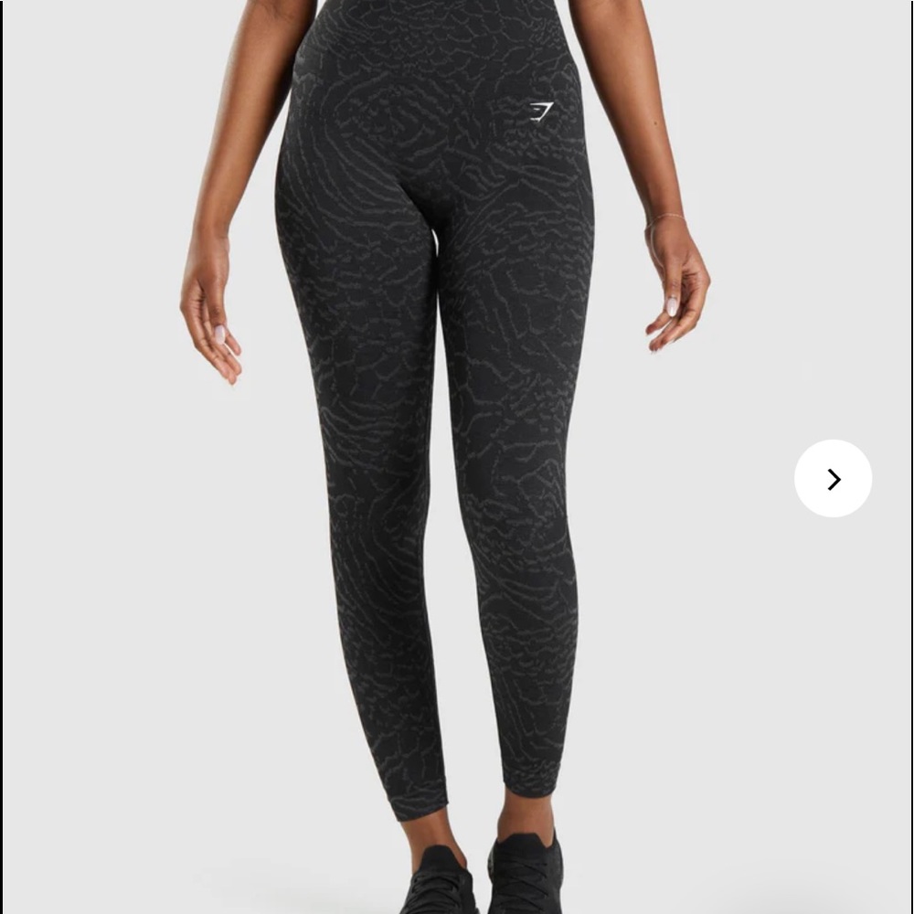 Adapt animal seamless leggings new medium